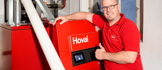 Une chaudière à granulés de bois moderne pour une ferme centenaire